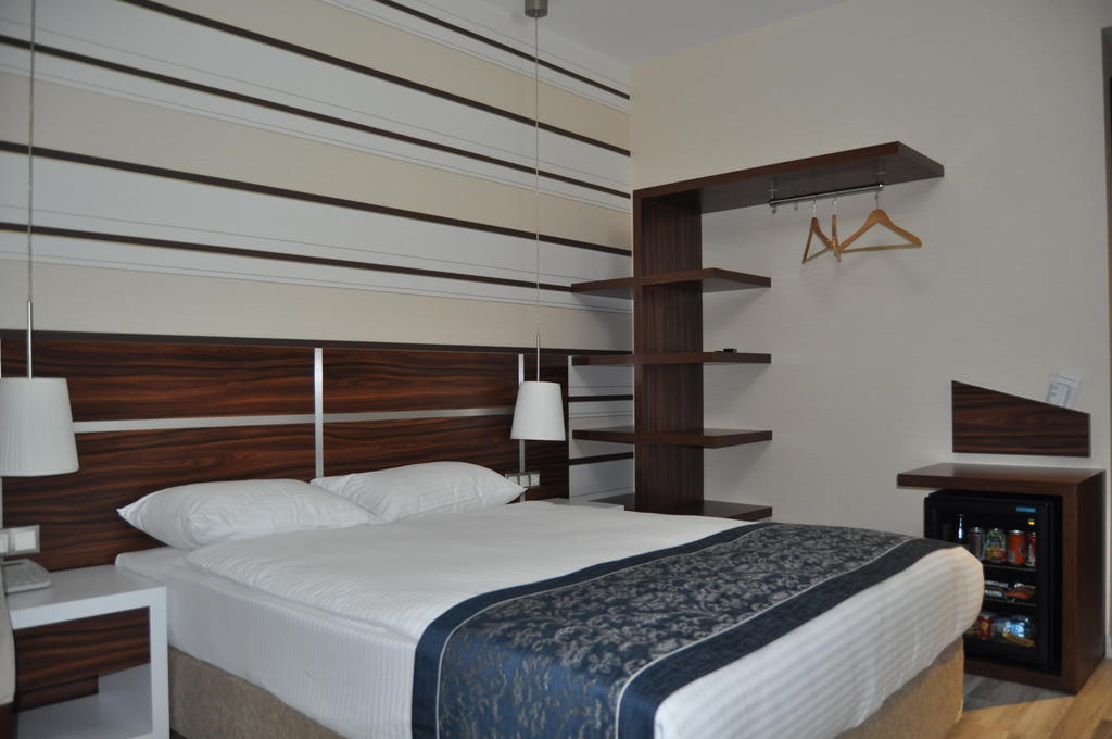 Kuzucular Park Hotel Askaray Habitación foto